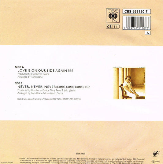 Julio Iglesias - Love Is On Our Side Again Vinyl Singles Vinyl Zeer Goed / Hoesje Goed "VINYLSINGLES.NL"