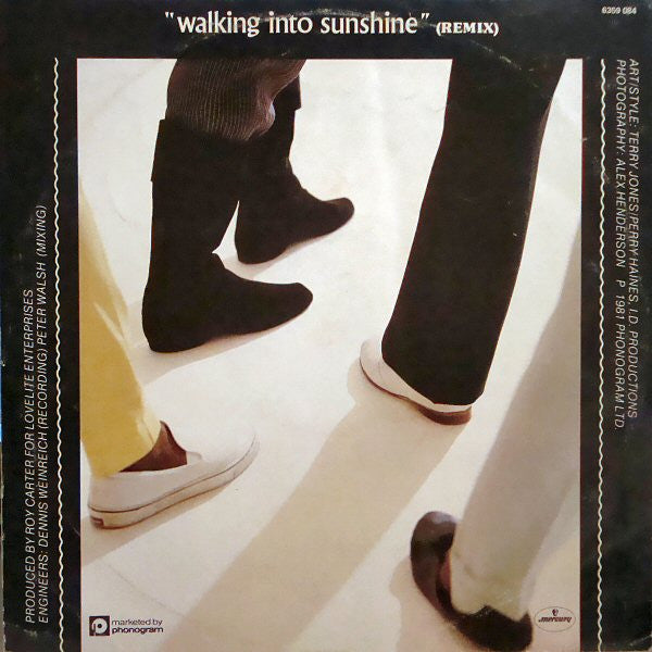 Central Line - Walking Into Sunshine Vinyl Singles Vinyl Very Good (VG) <br> Hoes Good Plus (G+)