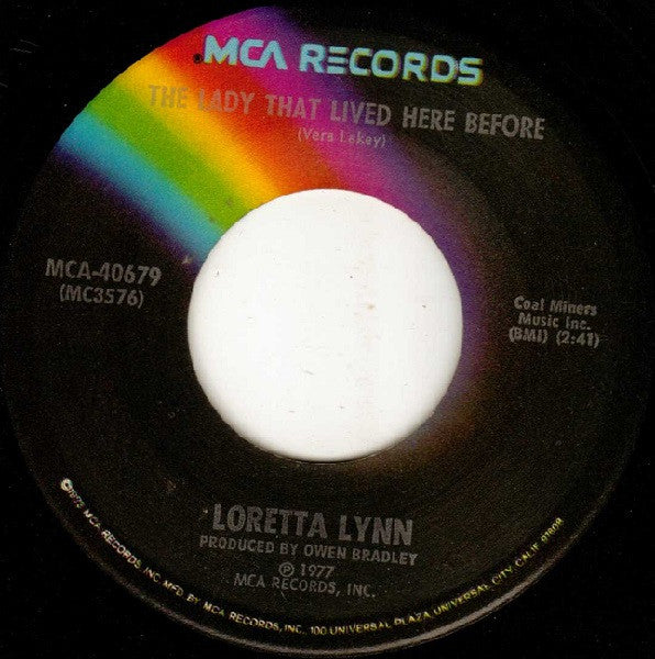 Loretta Lynn - She's Got You Vinyl Singles Vinyl Zeer Goed / Hoesje Generic "VINYLSINGLES.NL"