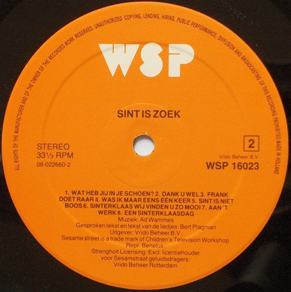 Sesamstraat - Sint Is Zoek! (LP) Vinyl LP Vinyl Very Good (VG) <br> Hoes Good Plus (G+)