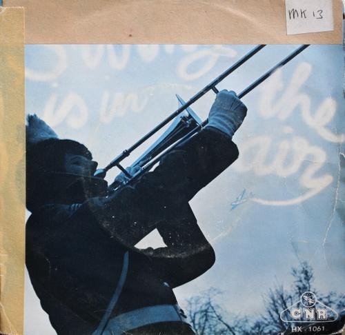 Kapel Van De Koninklijke Luchtmacht - Swing Is In The Air Vinyl Singles EP Vinyl Goed / Hoes Slecht