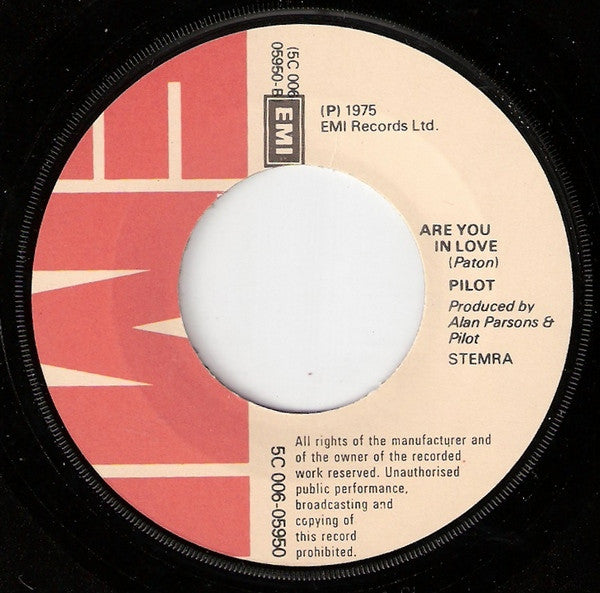 Pilot - Just A Smile Vinyl Singles Vinyl Very Good (VG) <br> Hoes Good Plus (G+)