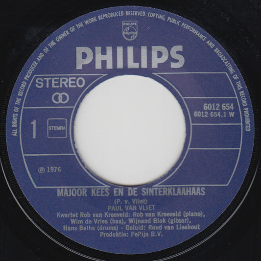 Paul van Vliet - Majoor Kees En De Sinterklahaas 29152 Vinyl Singles Vinyl Zeer Goed / Hoesje Goed "VINYLSINGLES.NL"