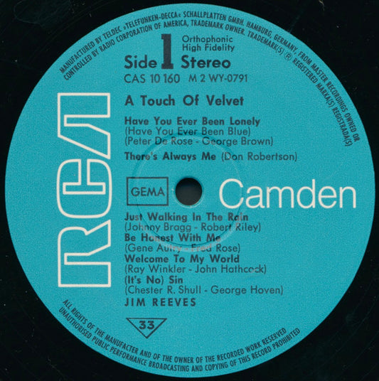 Jim Reeves - A Touch Of Velvet (LP)
