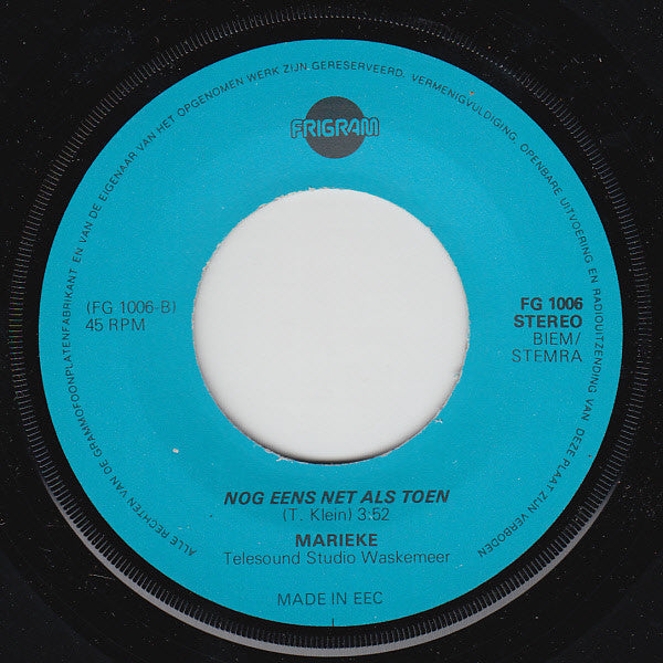 Marieke - Wat Moet Ik Nu Met Kerstmis Vinyl Singles Vinyl Very Good (VG) <br> Hoes Good Plus (G+)