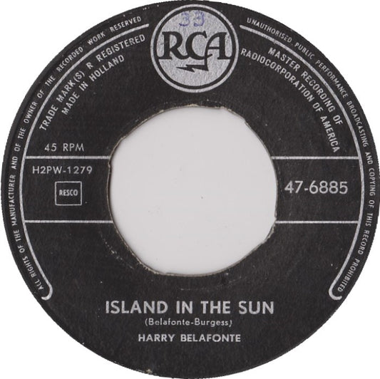 Harry Belafonte - Island In The Sun (B-Keus) Vinyl Singles Vinyl (G) <br> Hoes (F) "VINYLSINGLES.NL"