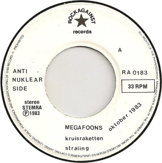 Megafoons - Nooit Meer Fascisme Vinyl Singles Vinyl Zeer Goed / Hoesje Goed "VINYLSINGLES.NL"
