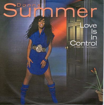 Donna Summer - Love Is In Control (Finger On The Trigger) Vinyl Singles Vinyl Zeer Goed / Hoesje Goed "VINYLSINGLES.NL"
