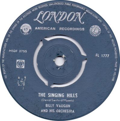 Billy Vaughn And His Orchestra - The Singing Hills Vinyl Singles Vinyl Zeer Goed / Hoesje Generic "VINYLSINGLES.NL"