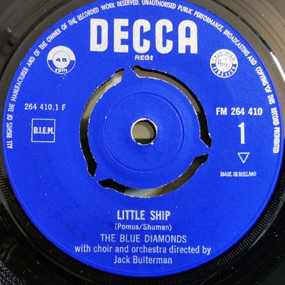 Blue Diamonds - Little Ship