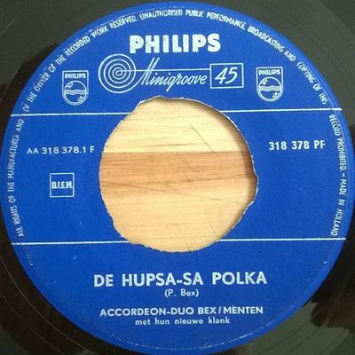 Akkordeon-Duo Bex-Menten - De Hupsa-sa Polka Vinyl Singles Vinyl Zeer Goed / Hoesje Generic "VINYLSINGLES.NL"