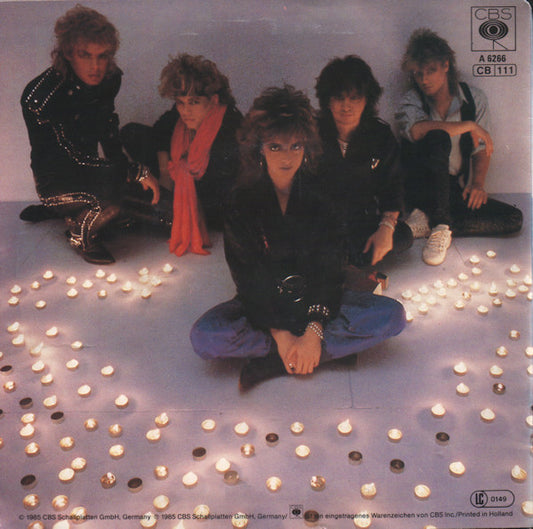 Nena - Feuer Und Flamme Vinyl Singles Vinyl Zeer Goed / Hoesje Goed "VINYLSINGLES.NL"