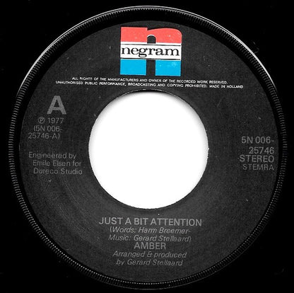 Amber - Just A Bit Attention Vinyl Singles Vinyl Goed / Hoes Generic