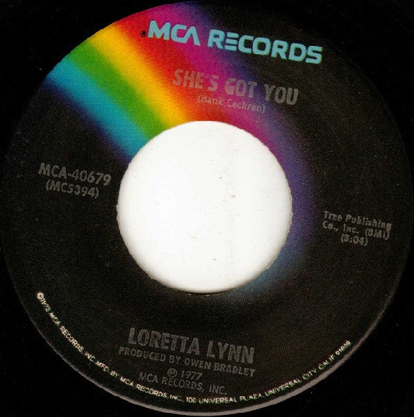 Loretta Lynn - She's Got You Vinyl Singles Vinyl Zeer Goed / Hoesje Generic "VINYLSINGLES.NL"