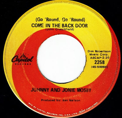 Johnny & Jonie Mosby - You Be The Mama I'll Be The Papa Vinyl Singles Vinyl Very Good (VG) <br> Hoes Generic