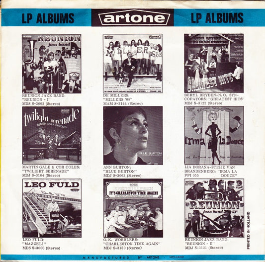 Johnny & Rijk - Oh, Oh, Wat Een Familie Vinyl Singles Media: VG+ / Sleeve: G+ "VINYLSINGLES.NL"