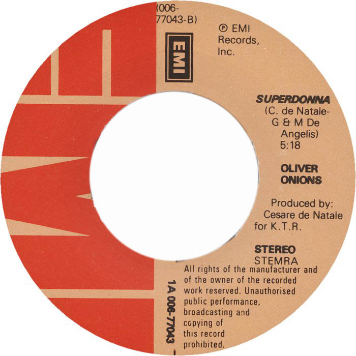 Oliver Onions - Santa Maria