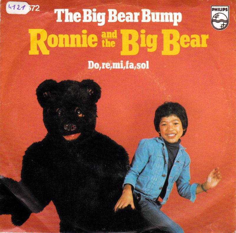 Ronnie And The Big Bear - The Big Bear Bump