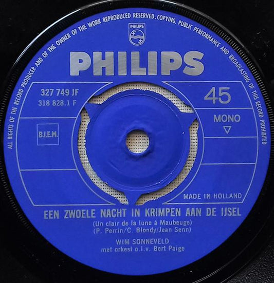 Wim Sonneveld - Een Zwoele Nacht In Krimpen Aan De IJssel 11710 Vinyl Singles Vinyl Zeer Goed / Hoesje Goed "VINYLSINGLES.NL"