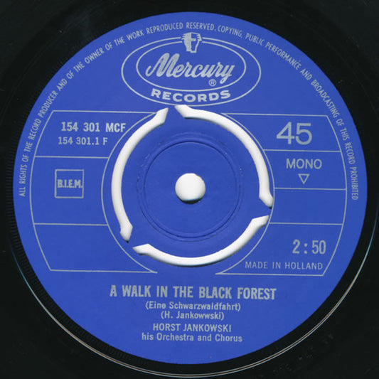 Horst Jankowski His Orchestra And Chorus - A Walk In The Black Forest 15134 Vinyl Singles Vinyl Zeer Goed / Hoesje Goed "VINYLSINGLES.NL"