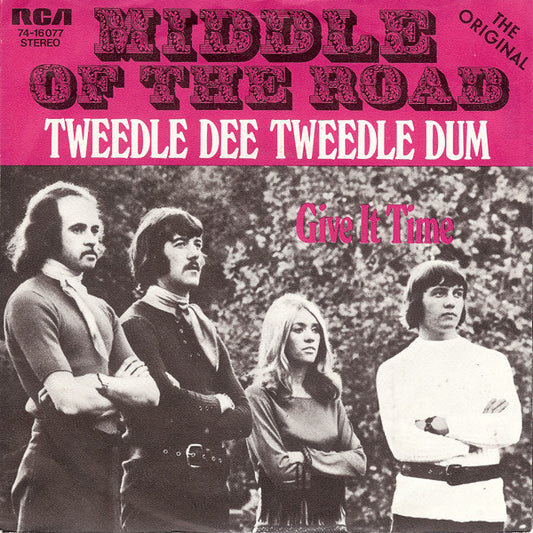 Middle Of The Road - Tweedle Dee Tweedle Dum 27615 Vinyl Singles VINYLSINGLES.NL