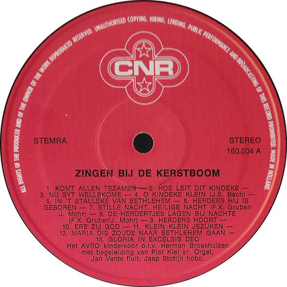 AVRO Kinderkoor - Zingen Bij De Kerstboom (LP) 40883 48704 49234 50205 Vinyl LP VINYLSINGLES.NL