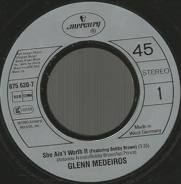 Glenn Medeiros Featuring Bobby Brown - She Ain't Worth It 19042 Vinyl Singles Goede Staat