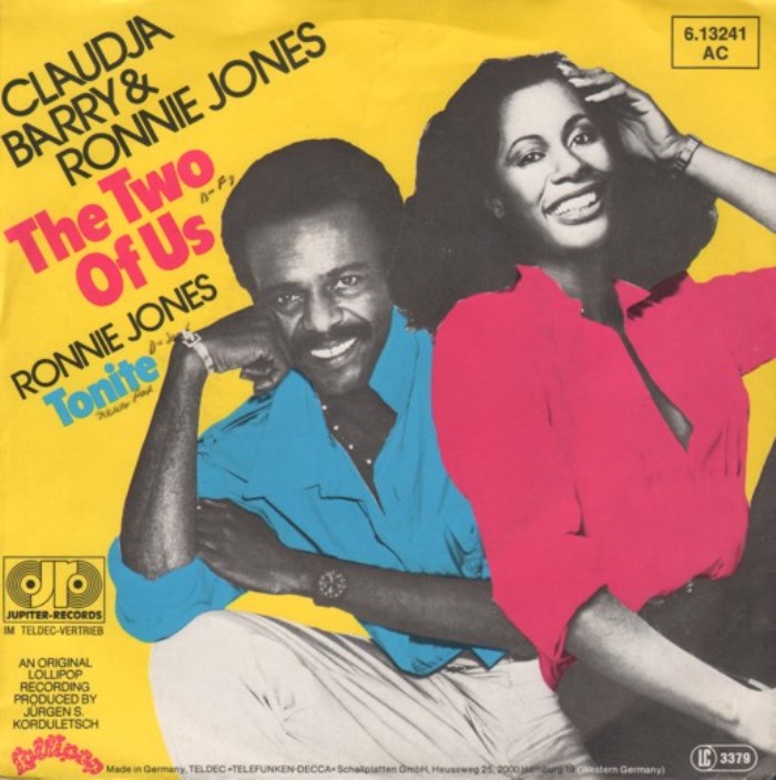 Claudja Barry & Ronnie Jones - The two of us 13305 Vinyl Singles VINYLSINGLES.NL