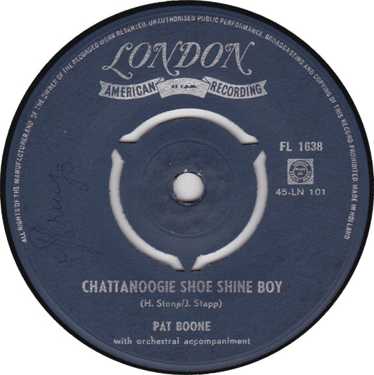 Pat Boone - Chattanoogie Shoe Shine Boy Vinyl Singles Vinyl Zeer Goed / Hoesje Generic "VINYLSINGLES.NL"