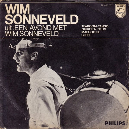 Wim Sonneveld - Uit: Een Avond Met Wim Sonneveld  (EP) 18134 Vinyl Singles EP VINYLSINGLES.NL