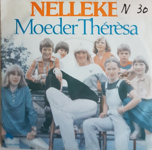 Nelleke - Moeder Theresa Vinyl Singles Vinyl Very Good (VG) <br> Hoes Good Plus (G+)